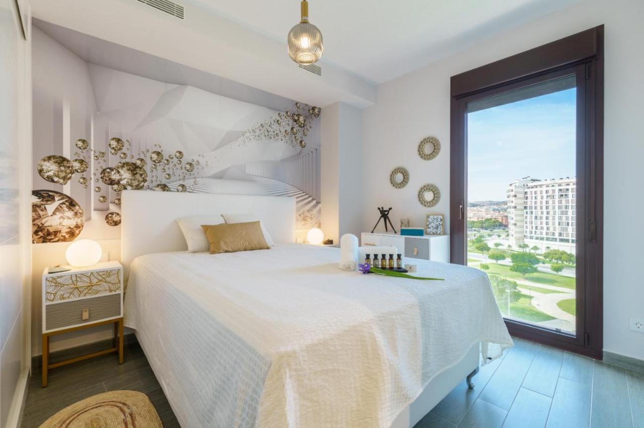 Teatinos Sky Garden I Apartment Malaga Bagian luar foto